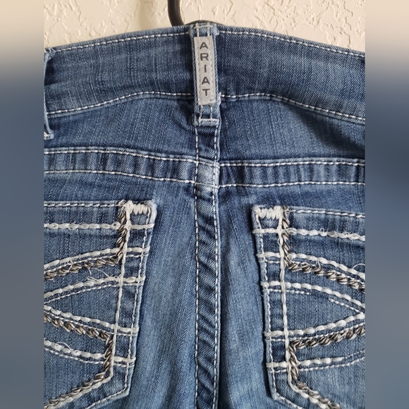 Ariat R.E.A.L. "Entwined" Bootcut Jeans - Picture 3 of 11